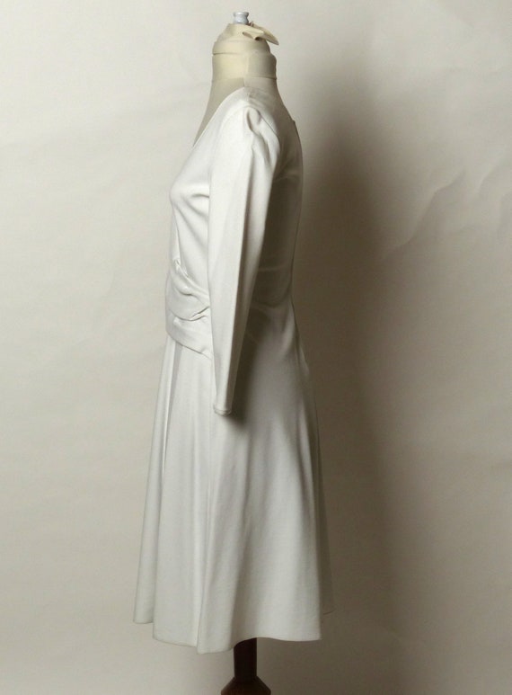 Circa 1990s Giorgio Armani Cream Long Sleeve Dress - image 4