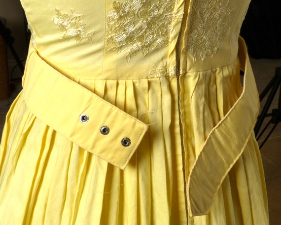 Circa 1960s Yellow Cotton Embroidered Sundress - image 5