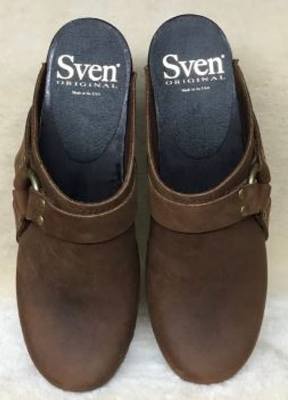 Sven Wide Biker Strap Clog, Mid Heel-black Base, Made in  display picture 2