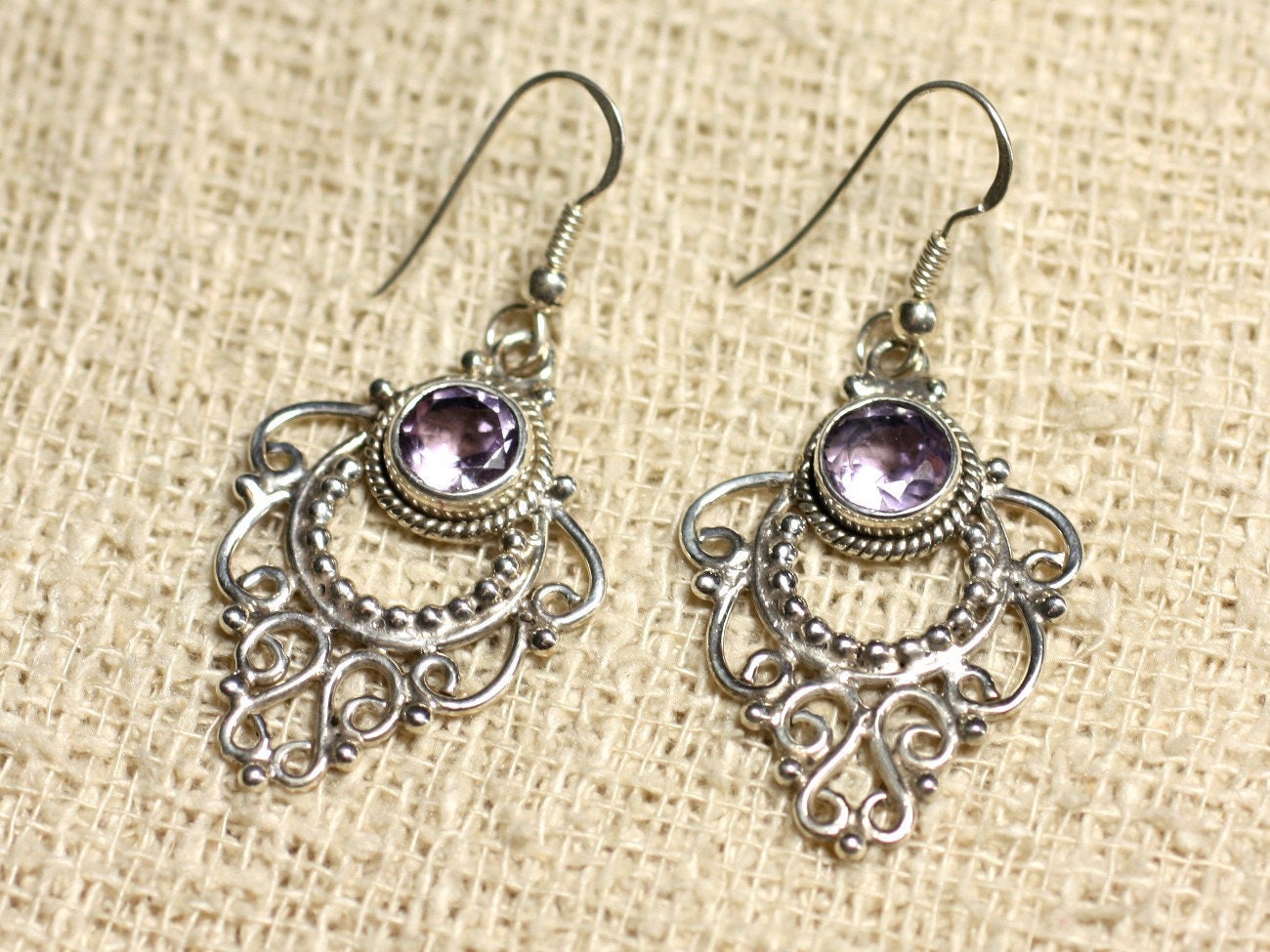 BO204 925 Silver and 30mm Faceted Amethyst Arabesque Stone