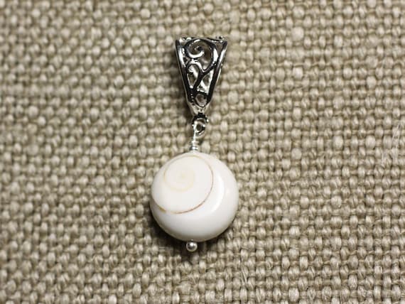 Collier Avec Pendentif En œil De Sainte-Lucie (Œil De Shiva) - Artisanat - Neuf Avec étiquettes