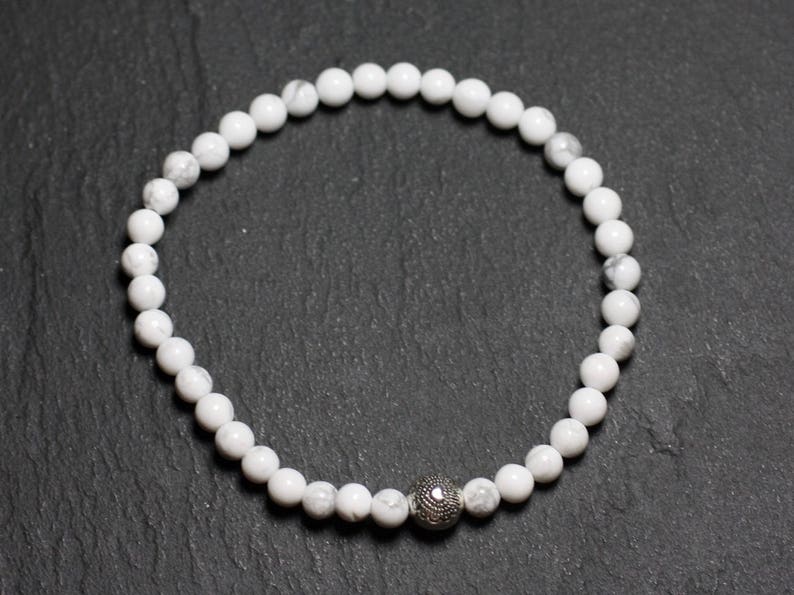 Bracelet Pierre semi précieuse Howlite 4mm et Perle argentée image 1