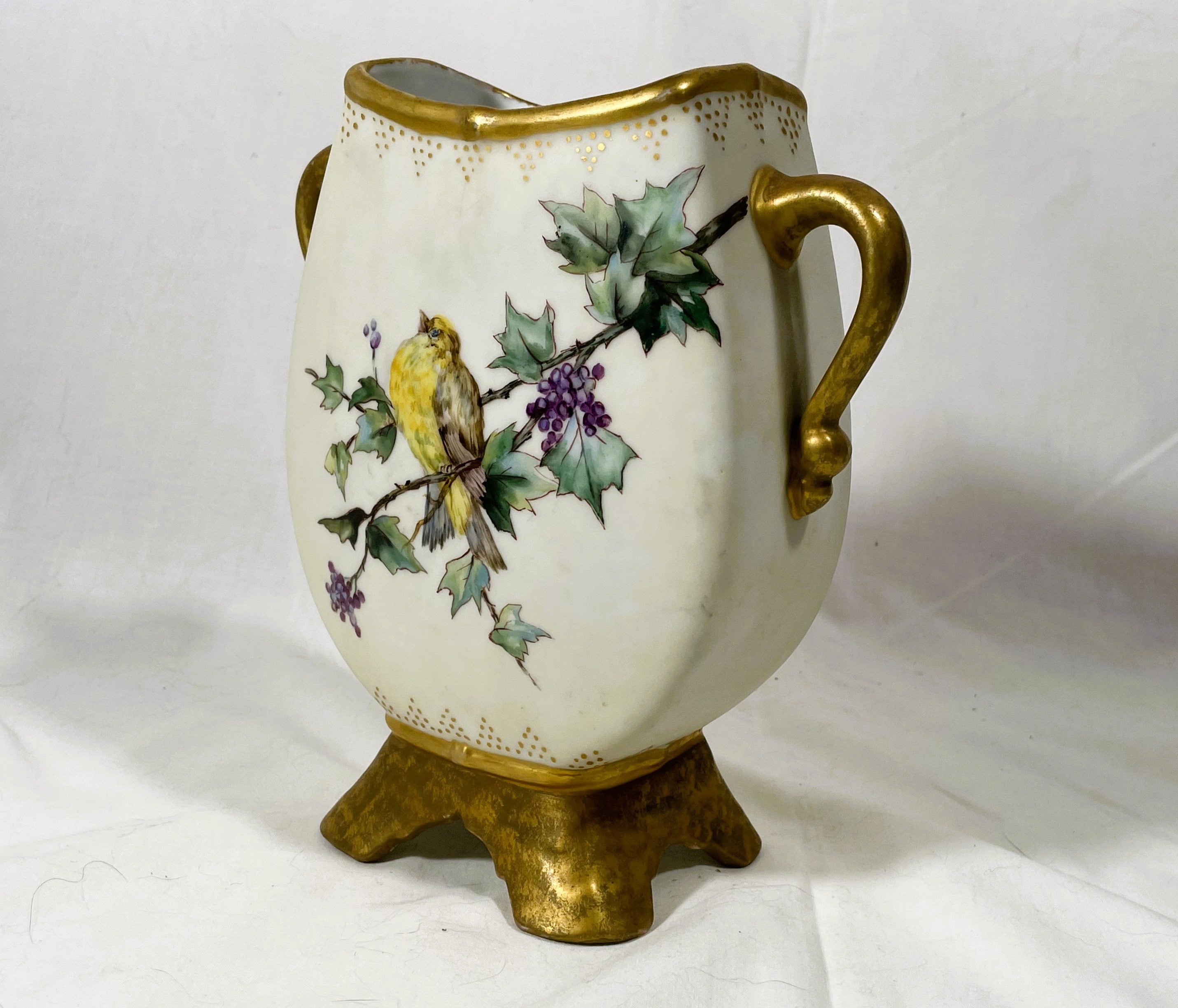 アンティーク リモージュ、フランス製手描きのダブルハンドル付き磁器