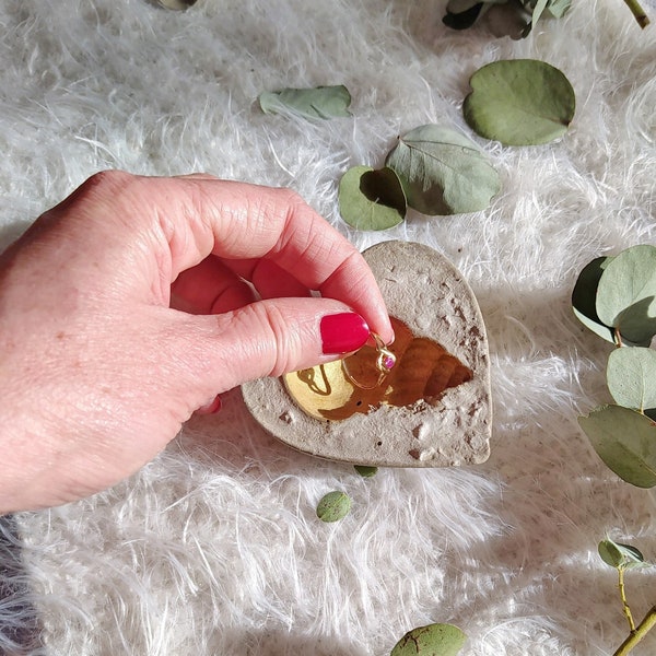 Porte bague coeur en béton, Coeur en béton, Ecrin coquillage, Décoration d'intérieur