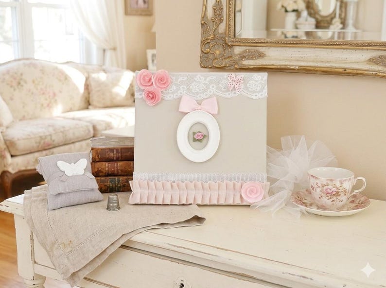 Romantic wall decoration in antique lace – Shabby chic powder pink frame – Vintage boho wall decor – Handmade image 2