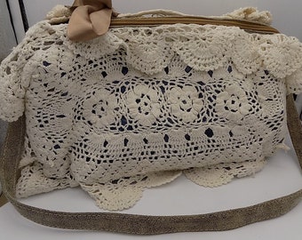 Denim handbag, crochet and ribbons, women&#39;s bag, girl&#39;s bag, women&#39;s accessory, girl&#39;s accessory, woman&#39;s gift, girl&#39;s gift,