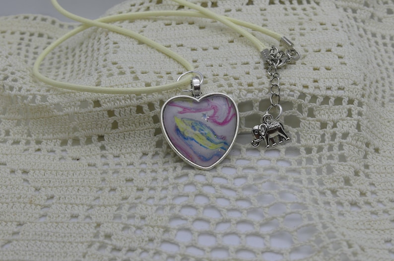 Necklace Acrylic Pour Summertime Series Heart Pendant Six Beauties