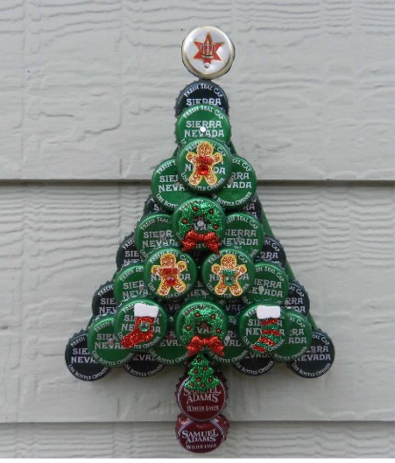 Bottle Cap Art Christmas Tree