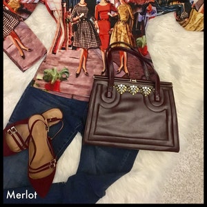 SALE! Vintage Kelly Merlot /Burgundy wine colored  handbag 1960, medium size, rhinestones, roomy inside lots of pockets,VEGAN,