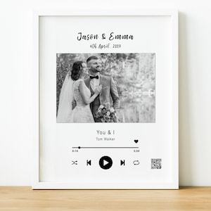 Personalised Wedding Song Print Unique Wedding Gift for Couple, First Dance Song Music Plaque One Year Anniversary Gifts for Husband or Wife