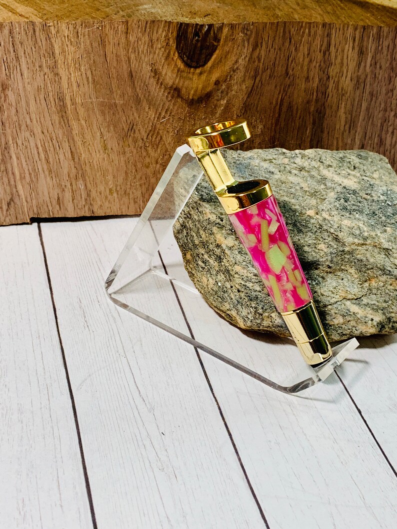 Resin cellphone holder with stylus