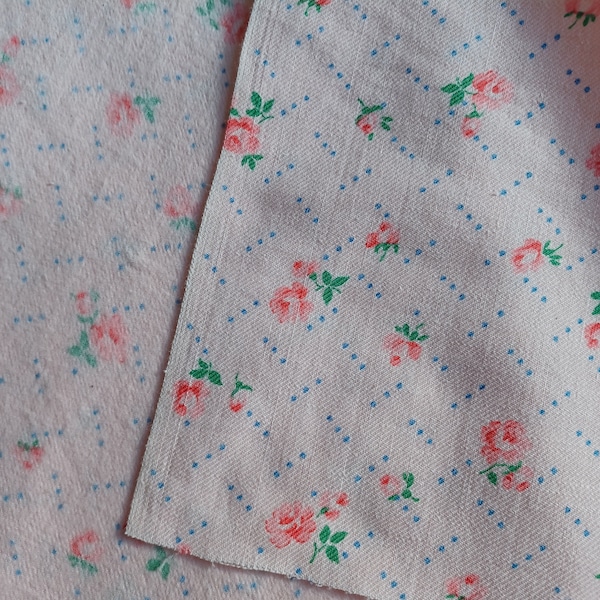 coupon tissu vintage coton pilou rose et fleurs