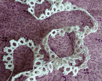 dentelle au crochet en coton blanc