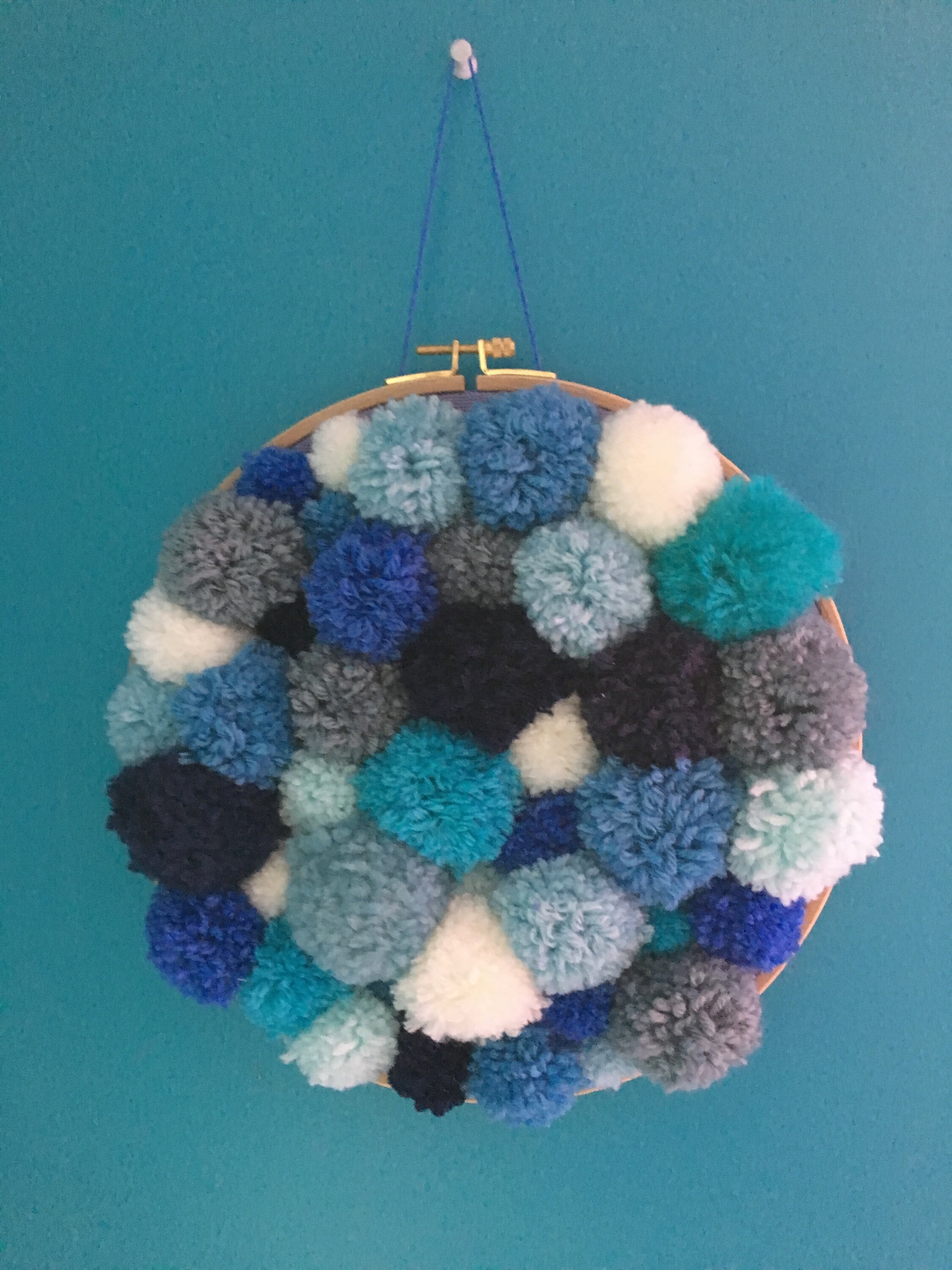 Tableau Pompons, Déco Intérieure, Design Intérieur, Tableau Rond, Tambour à Broder Décoration Murale