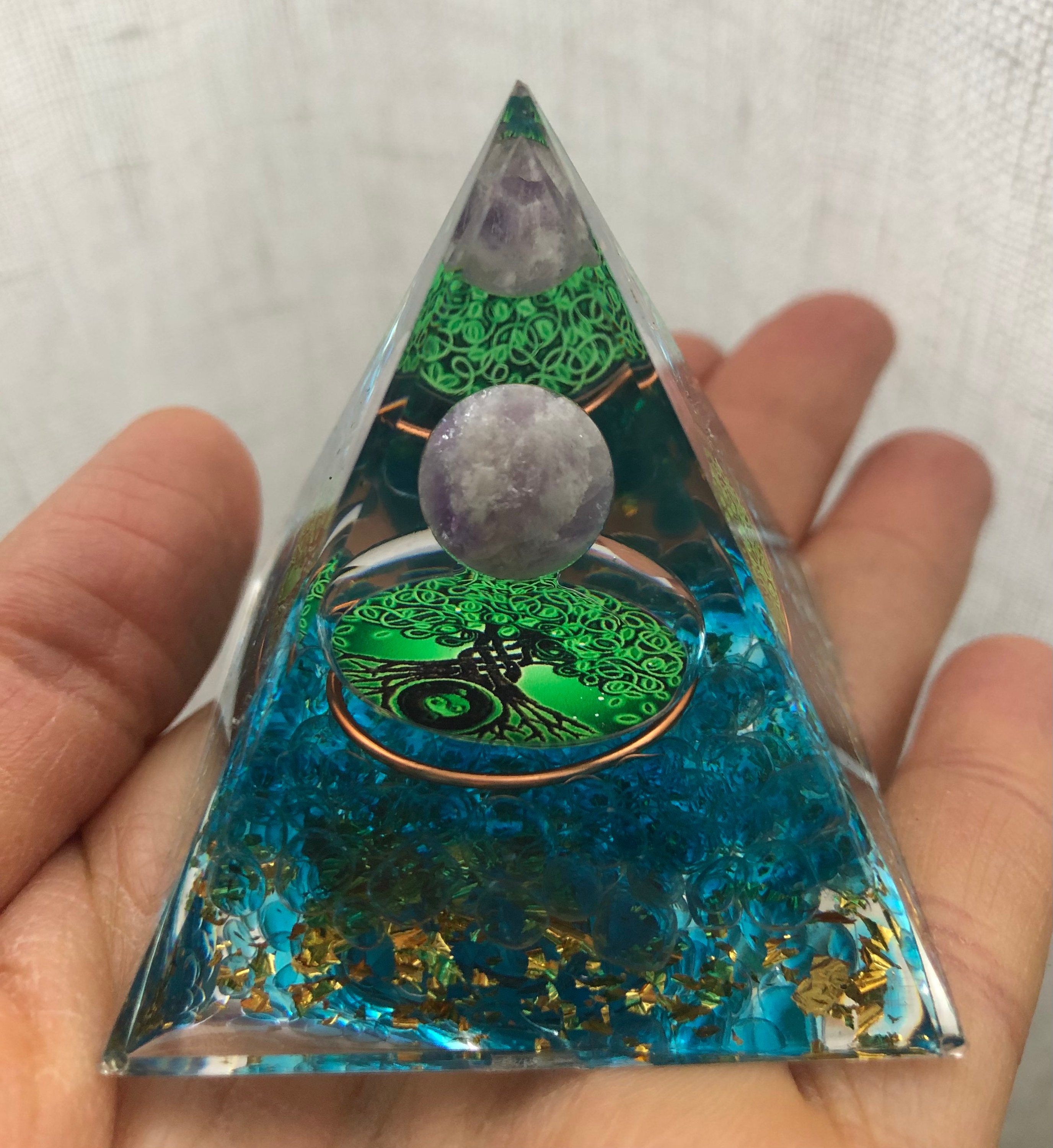 Pyramide Orgonite Arbre de Vie, Améthyste, Quartz Bleu, Pierre Naturelle, Lithothérapie, Décoration