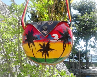 Calabash purse painted /leatherett...- Calabash purse with faux leather back