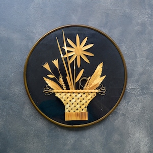 Wall hanging round plaque Folk straw art Decorative panel straw collage Flower basket picture Rustic farmhouse cottagecore