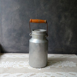 Aluminium Milchkanne Milchbehälter Milchkännchen Blumenvase Blumenvase Rustikal Wohnkultur Bauernhaus Küche Balkon Garten Veranda Dekor Foto