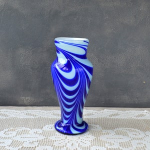 Cobalt blue art glass flower vase Murano-style decorative retro vase Hand Blown wide neck vase Dried flower original single vase