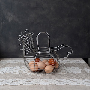 Chicken metall egg storage basket with handles Wire fruit basket Hen farm chicken decor Rustic farmhouse kitchen tabletop decor Photo prop