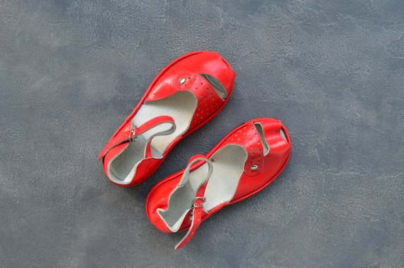 Red open toe leather sandals toddler shoes Girls … - image 1