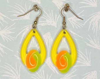 Yellow Dangle Earrings - Vintage Plastic Orange 80s Earrings