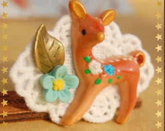 Deer Brooch, Lace Brooch, Fairytale Brooch, Brown Deer Brooch, Kawaii Brooch, Brown Deer, Plastic Deer Brooch, Retro Christmas Brooch