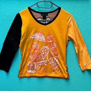 Collectable CUSTO Barcelona Graphic Shirt - Asian themed top