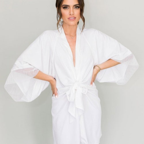 White Bride Kimono Robe / Personalized Wedding Kimono / Bride Etsy