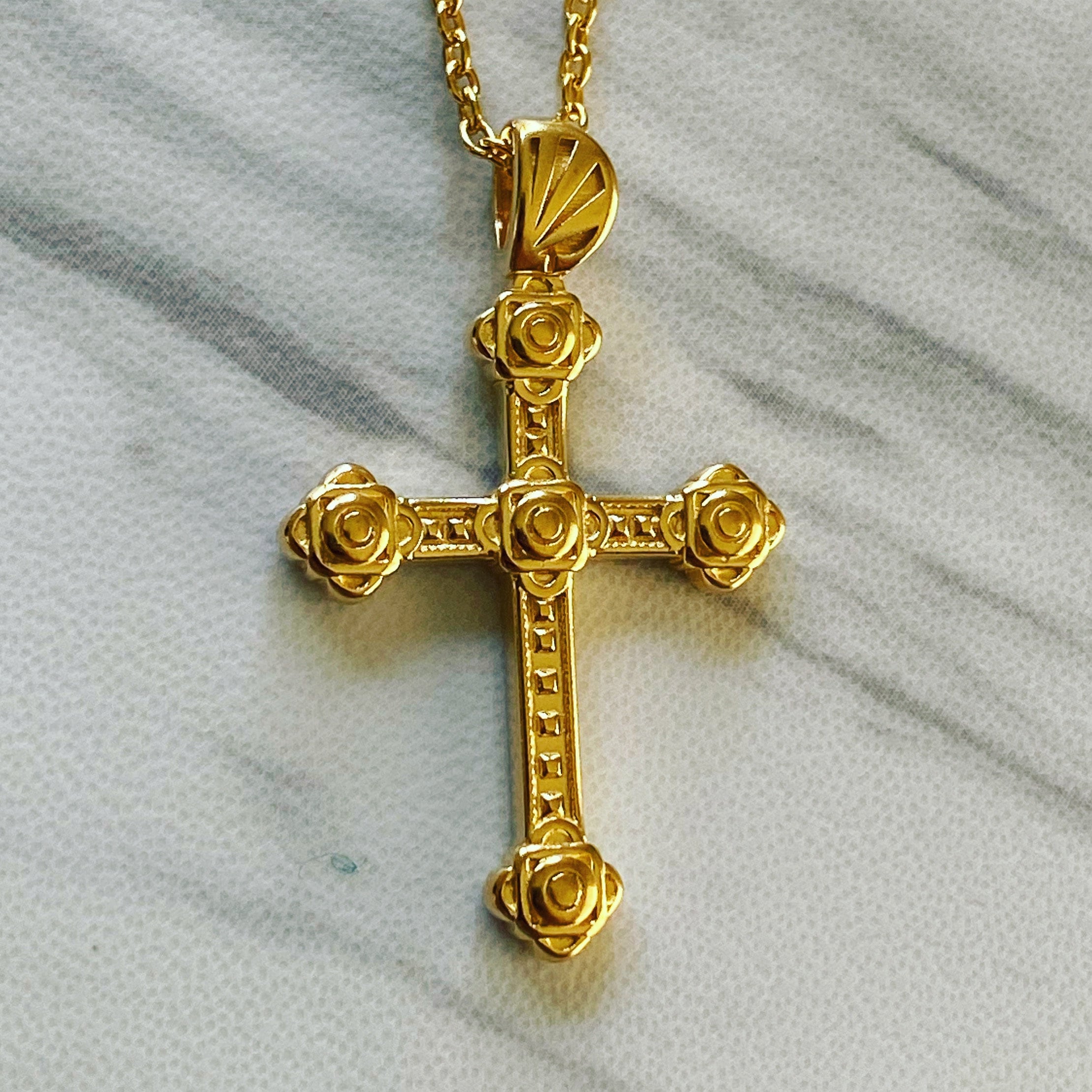 [希少レア]Vintage Gold GOTHIC CROSS necklace 希少レア]Vintage Gold GOTHIC CROSS necklace