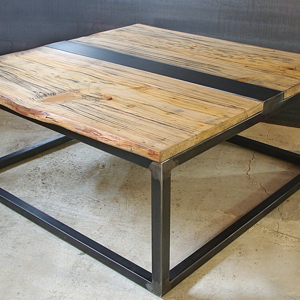 Table basse industrielle fer et bois massif "Cedar"