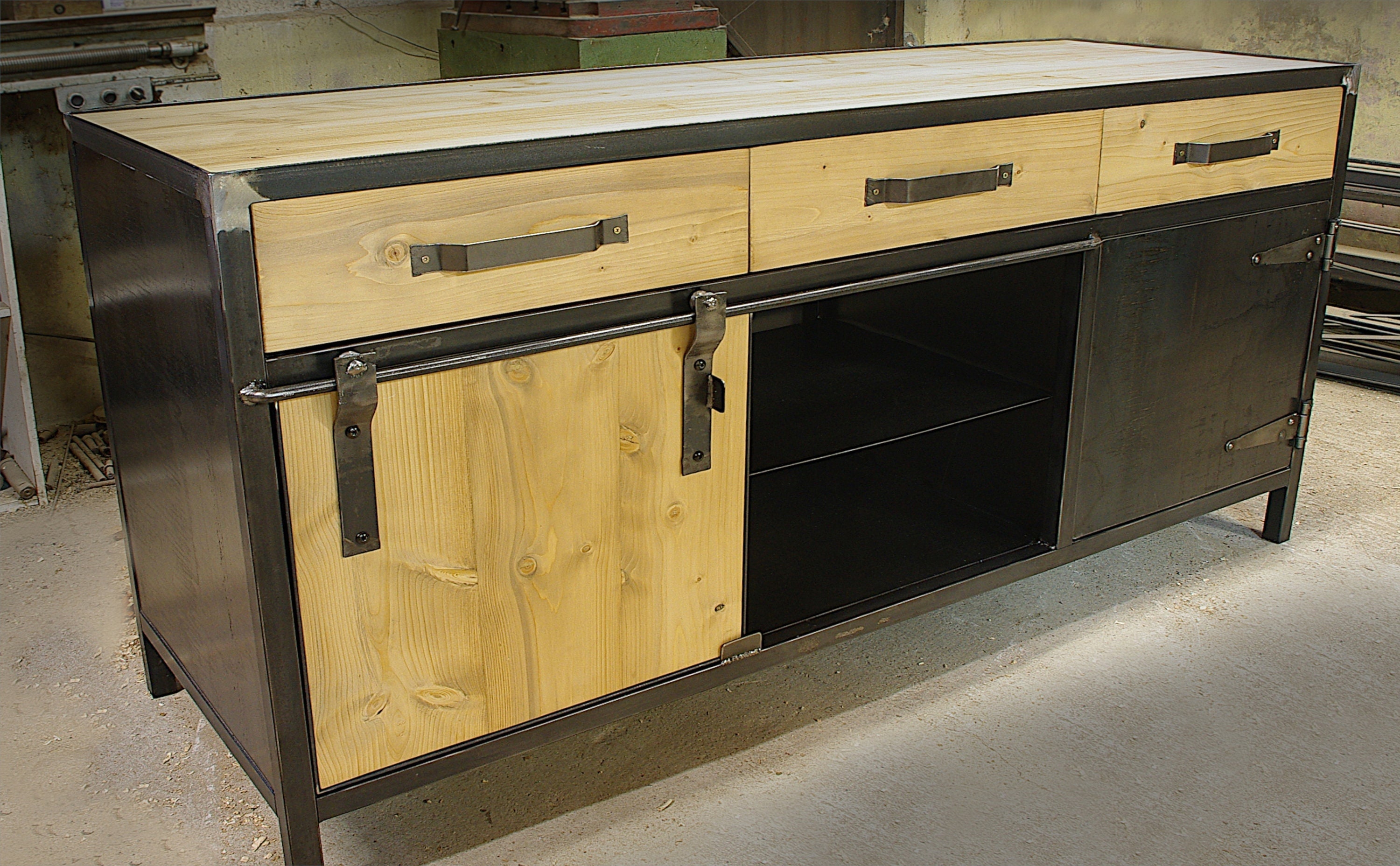 Buffet Commode Industriel Fer Et Bois