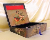 Victorian Ladies writing slope Papier Mache travelling writing desk circa 1860-1880 with key