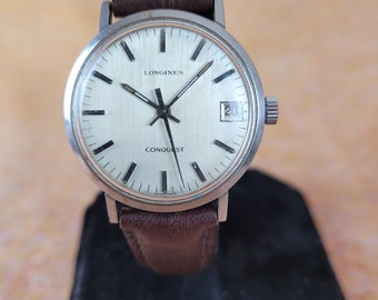 Reloj de pulsera Longines Conquest antiguo. Fechado en 1969.