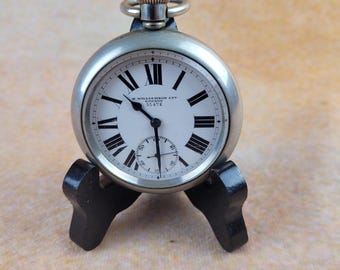 WW1 Pocket Watch. British military Issue, circa 1915. Running well.