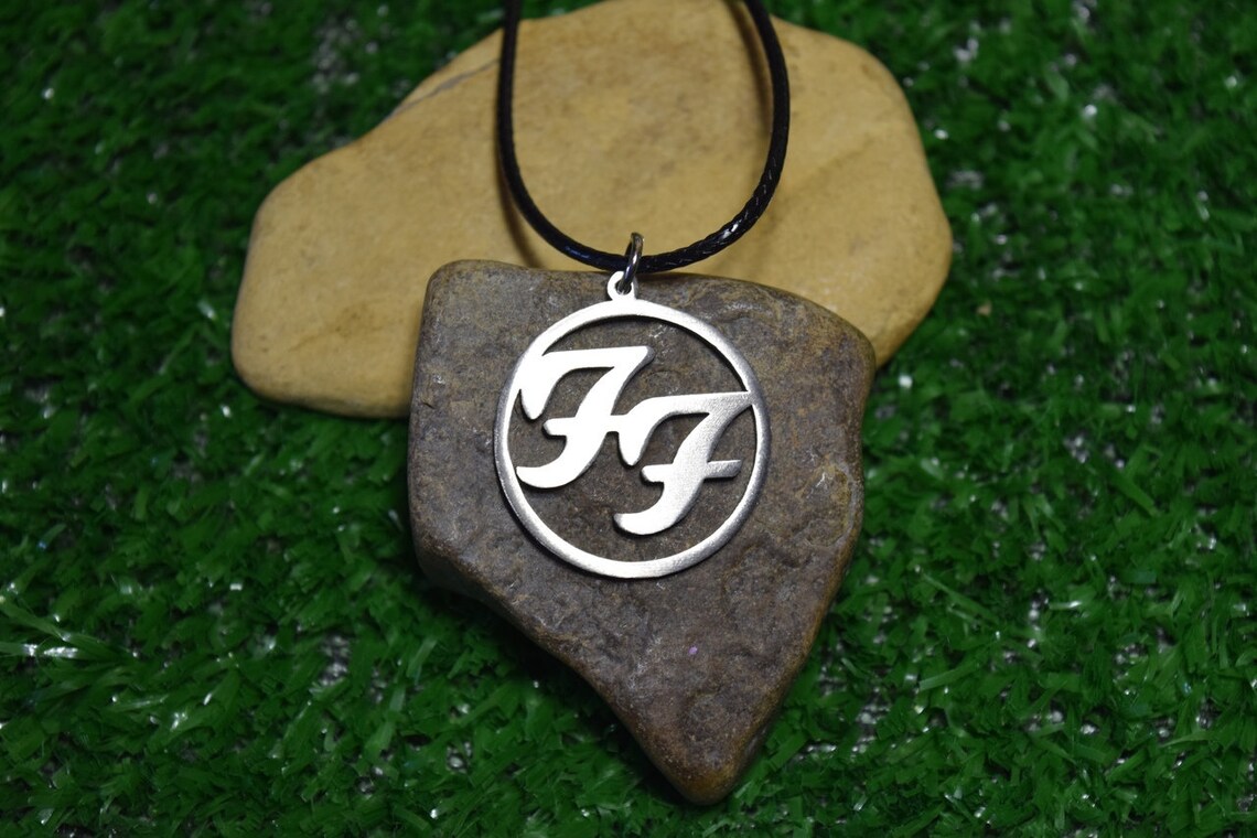 The Foo Fighters Band Dave Grohl Gbbo Music Pendant Necklace Etsy