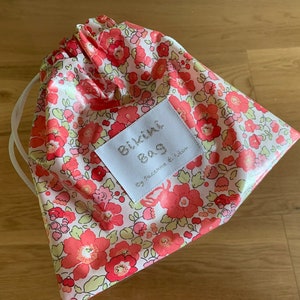 Bikini bag/sac étanche  maillot mouillé/coton enduit liberty /betsy/étiquette oeko tex
