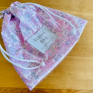Bikini bag/sac étanche  maillot mouillé/coton enduit liberty /betsy rose buvard/étiquette oeko tex