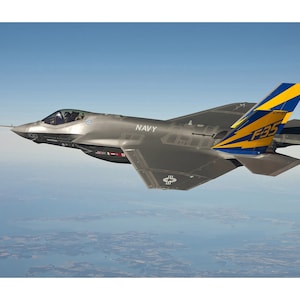Lockheed Martin F-35 Lightning II - 5 tailles incluses - Military Jet Photo Art - Téléchargement numérique