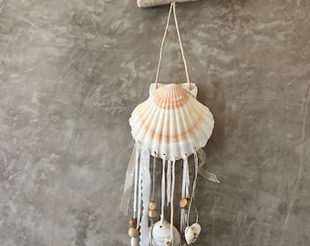 Attrape rêves / dreamcatcher/bois flotté/coquille st Jacques