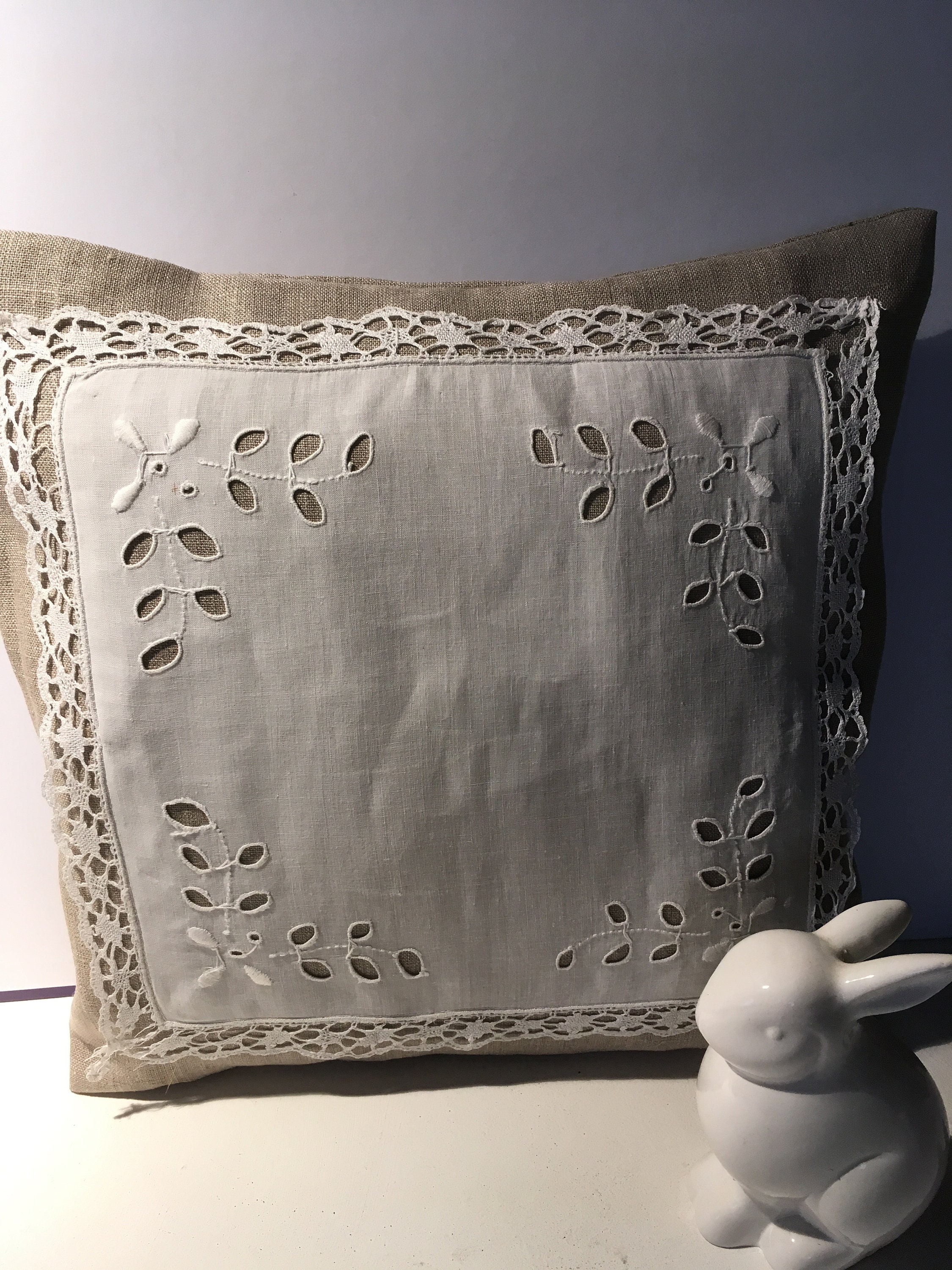 Housse de Coussin en Lin et Linge Ancien Appliqué