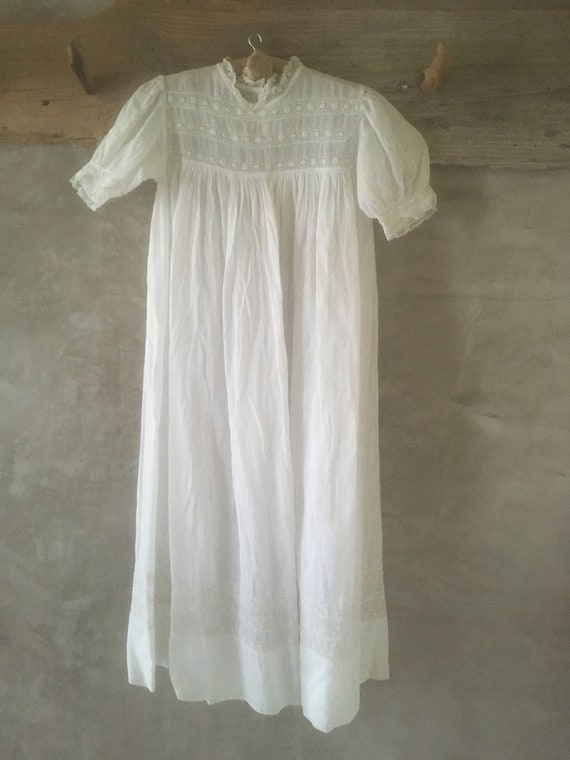Vintage baptism dress / old linen / antique dress / c… Gem