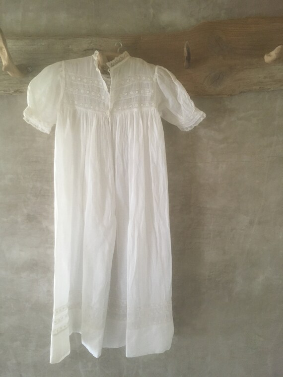 Vintage baptism dress / old linen / antique dress / c… Gem