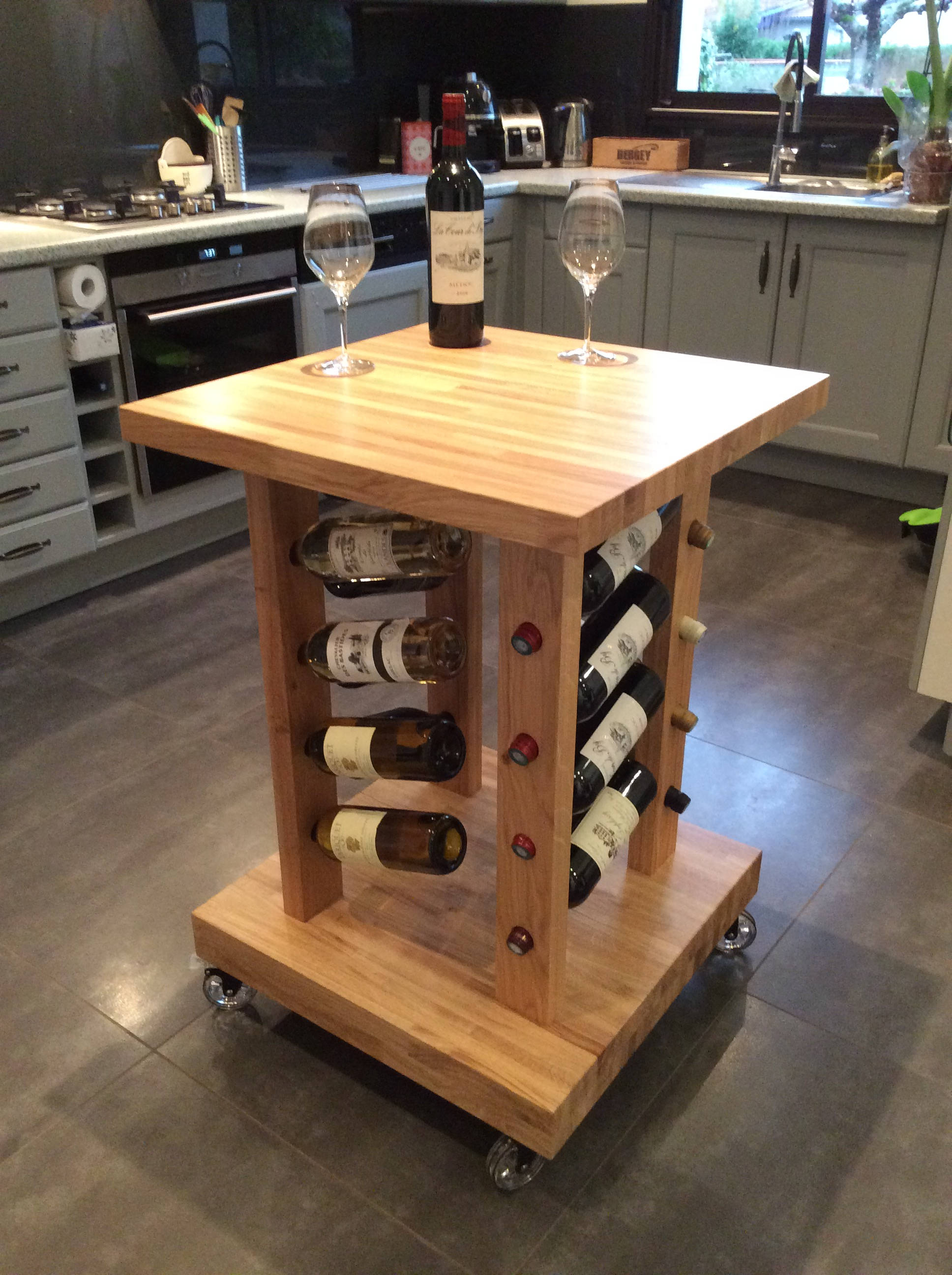 Oak Wine Tasting Bar | Bar en Chêne