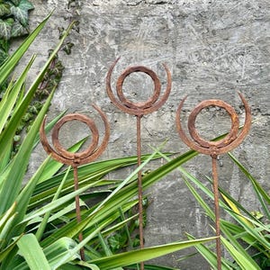 Rusty finials set of 3, Garden Finial Stakes, Metal Garden Sculptures, Metal yard art, Outdoor metal decor, Rusty Metal Garden Art