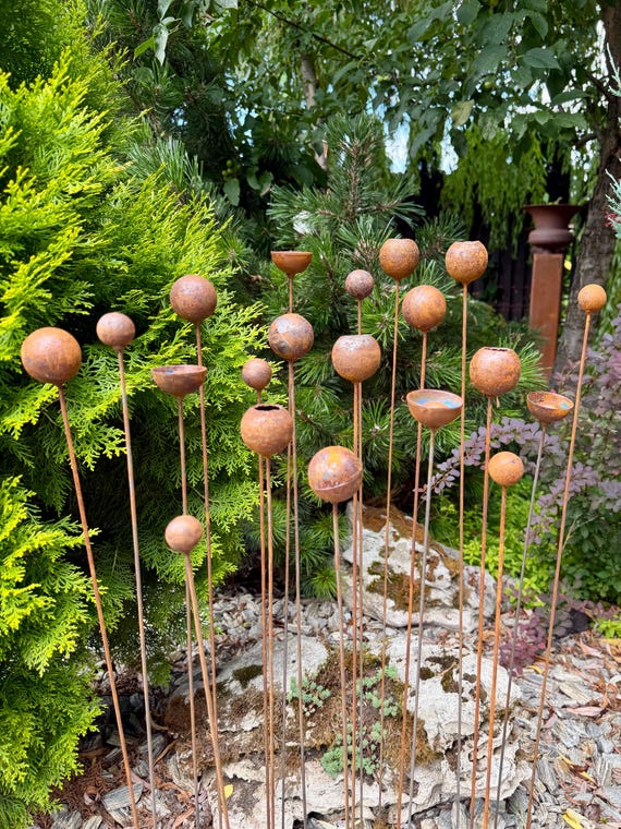 Set mit 20 rostigen Metallsteckern für Wildblumen, kleine Gartendekoration, rustikale Gartendeko