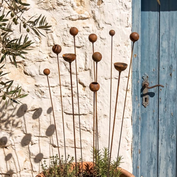 Set of Metal Flower Garden Stakes Meadow Cluster Wildflower Mass Planting Lawn Decoration
