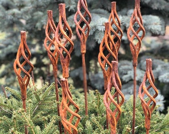 Roestige metalen bloementuinstokken, set van 10, tuinkunst