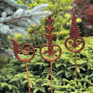 Rusty Metal Garden Finial Stakes: Corten Steel Yard Art, Set of 3