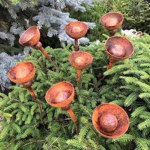 Rusty flowers set of 8, Metal garden decor, 8 Rusty flowers garden stakes,  metal yard art, outdoor metal decor, Rusty metal garden decor